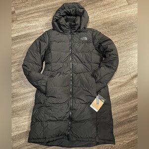 The North Face Women's Long Black Puffer Jacket Size Large